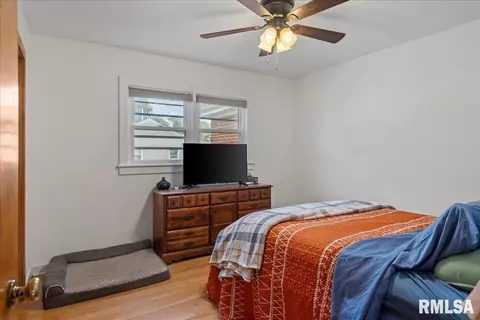 809 N Milton Ave, Springfield, IL 62702 photo 10