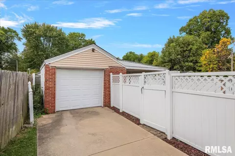 809 N Milton Ave, Springfield, IL 62702 photo 15