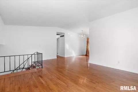 9 Ranger Dr, Springfield, IL 62702 photo 6