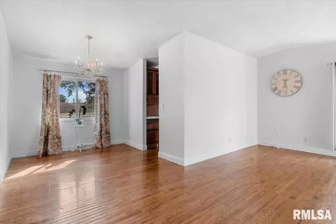9 Ranger Dr, Springfield, IL 62702 photo 5