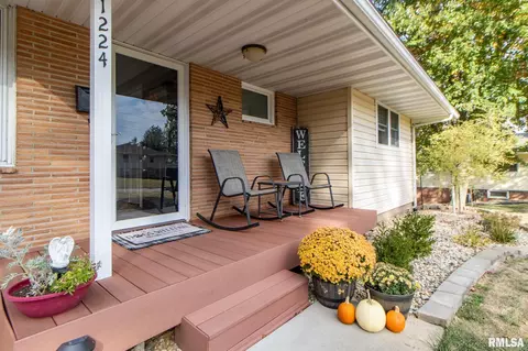 1224 W Calhoun St, Macomb, IL 61455 photo 8