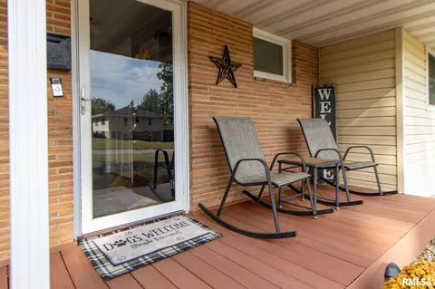 1224 W Calhoun St, Macomb, IL 61455 photo 9