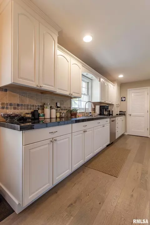1224 W Calhoun St, Macomb, IL 61455 photo 13