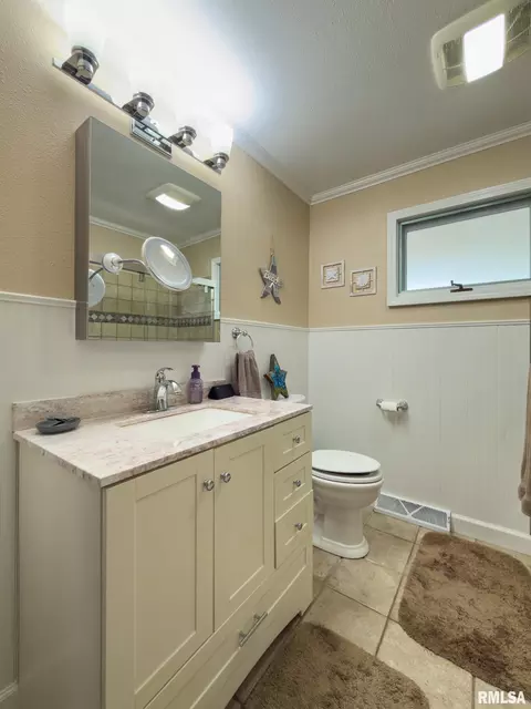 1224 W Calhoun St, Macomb, IL 61455 photo 36