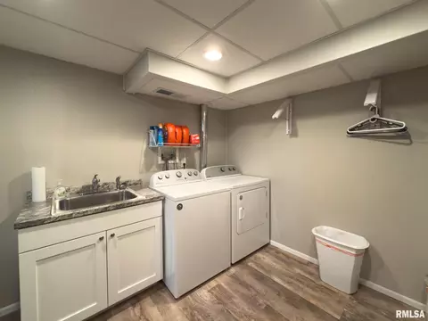 1224 W Calhoun St, Macomb, IL 61455 photo 33