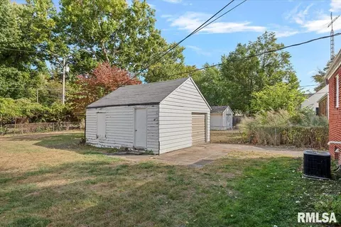 531 W Chenery St, Springfield, IL 62704 photo 32