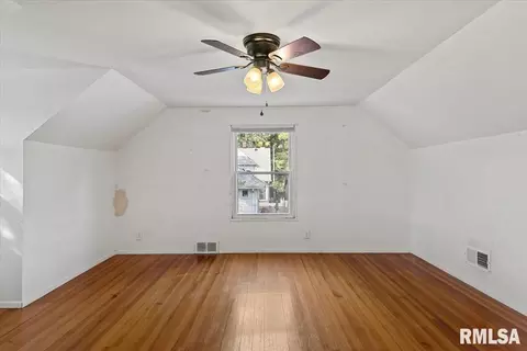 531 W Chenery St, Springfield, IL 62704 photo 21