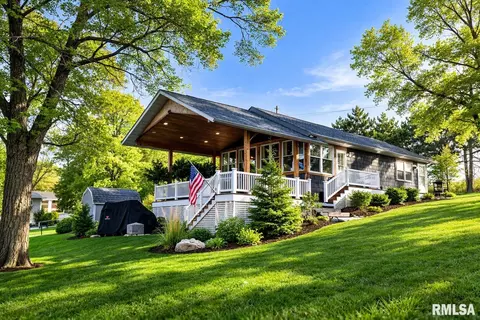 86 87 Lake Warren Dr, Monmouth, IL 61462