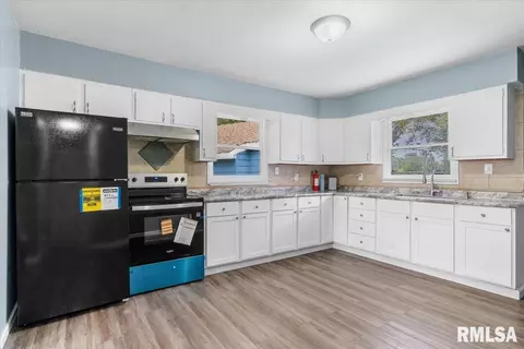 2991 Niccolls, Springfield, IL 62703 photo 9