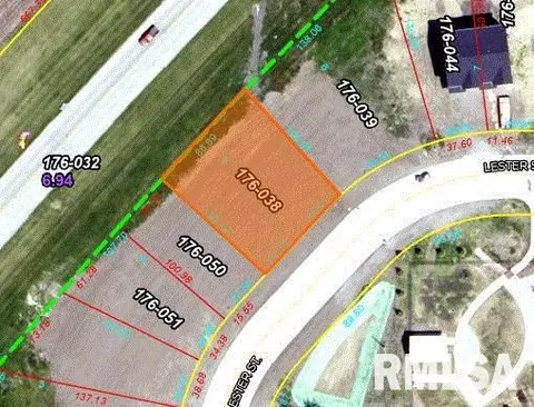 227 W Lester St, Williamsville, IL 62693