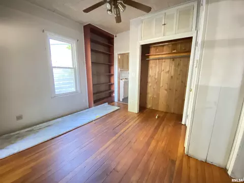 1400 N 15th St, Springfield, IL 62702 photo 3