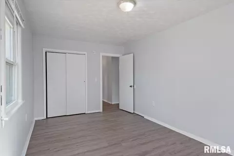 Bedroom - 1109 N 32nd St, Springfield, IL 62702 photo 4 of 4