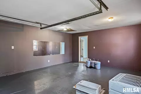 Other - 1109 N 32nd St, Springfield, IL 62702 photo 9 of 10