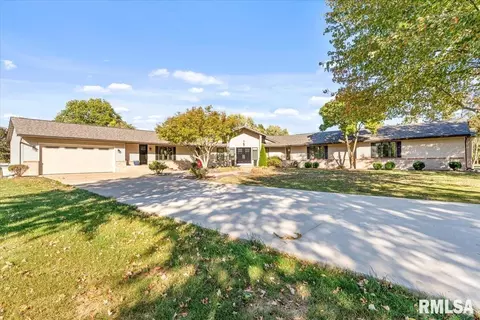 11520 Wayside Meadows Rd, Glenarm, IL 62536