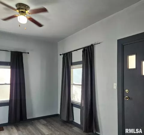 Other - 1302 Monument Ave, Springfield, IL 62702 photo 2 of 9