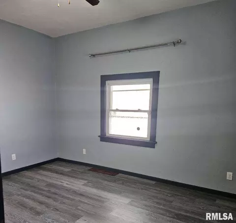 Other - 1302 Monument Ave, Springfield, IL 62702 photo 5 of 9