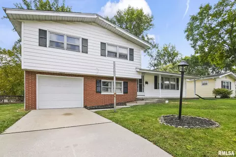 10 Coachlight Ct, Springfield, IL 62703 photo 2