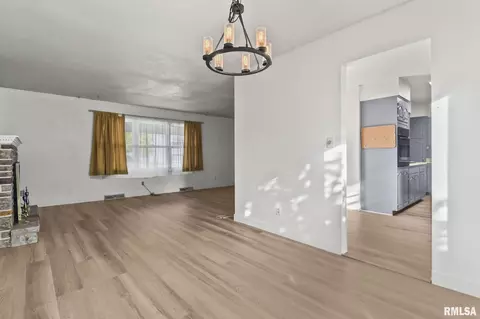 10 Coachlight Ct, Springfield, IL 62703 photo 8