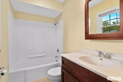 2221 Westview Dr, Springfield, IL 62704 photo 20