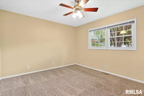 2221 Westview Dr, Springfield, IL 62704 photo 17