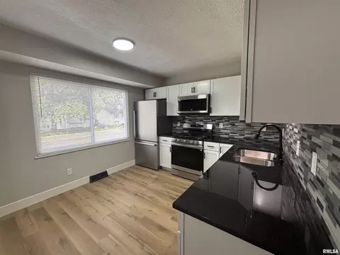 Other - 2620 Griffiths Ave, Springfield, IL 62702 photo 6 of 19
