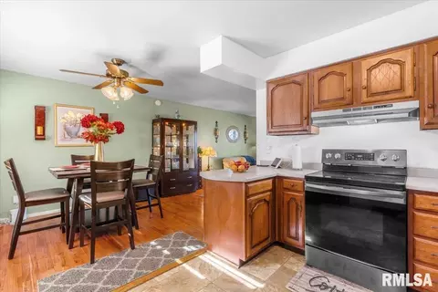 1916 N 24th St, Springfield, IL 62702 photo 12