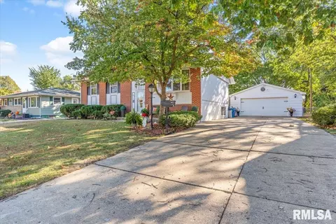 1916 N 24th St, Springfield, IL 62702