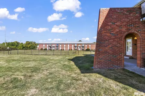 313 S Durkin Dr, Springfield, IL 62704 photo 25