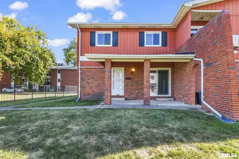 313 S Durkin Dr, Springfield, IL 62704