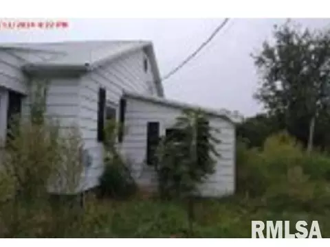 2 N Mcbride Rd, Ava, IL 62907