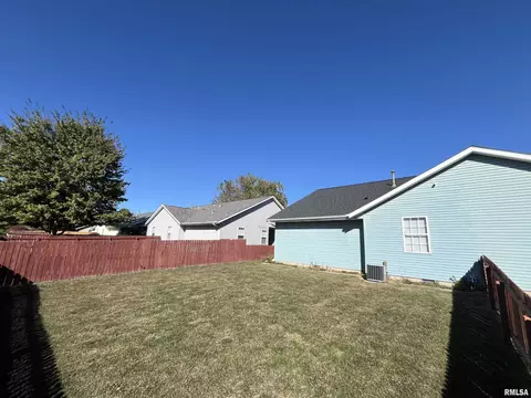 202 Eagle Ridge Dr, Chatham, IL 62629 photo 20