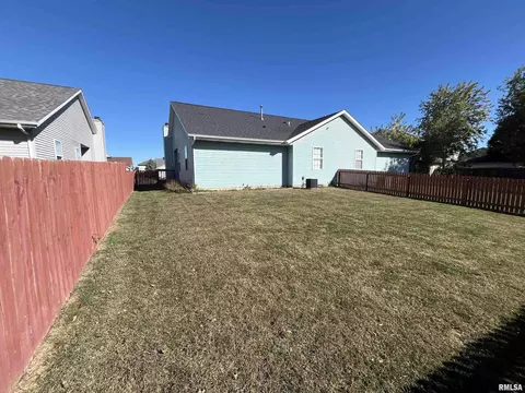 202 Eagle Ridge Dr, Chatham, IL 62629 photo 19