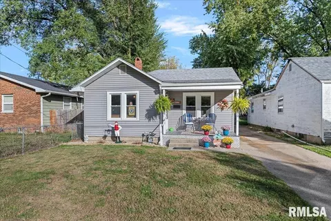 2910 S 14th St, Springfield, IL 62703