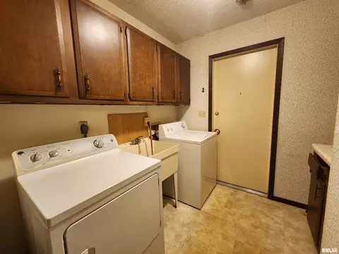 90 Brookside Pl, Springfield, IL 62704 photo 5