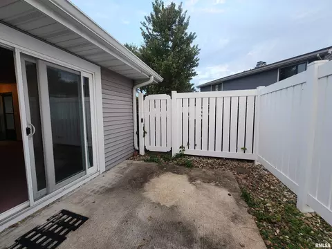 90 Brookside Pl, Springfield, IL 62704 photo 23