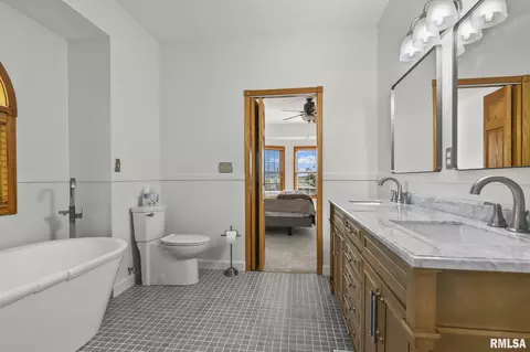 460 S Oaklane Rd, Springfield, IL 62712 photo 85