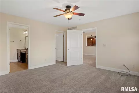 2702 Covered Wagon Trl, Springfield, IL 62711 photo 13