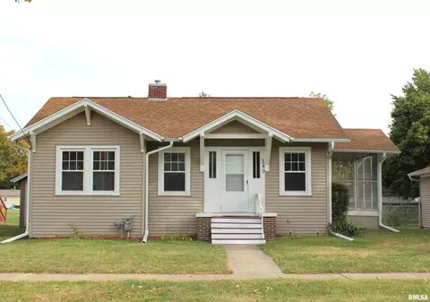 349 Hawkinson Ave, Galesburg, IL 61401