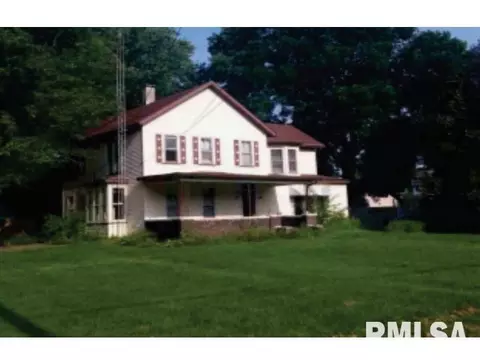 235 N Galena St, Tiskilwa, IL 61368