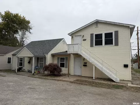 2173 E North Grand Ave, Grandview, IL 62702