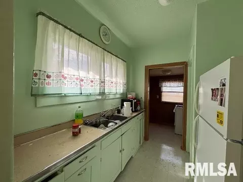 Kitchen - 1737 S Holmes Ave, Springfield, IL 62704 photo 1 of 1