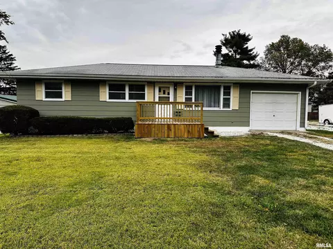 1856 Plum St, Jacksonville, IL 62650