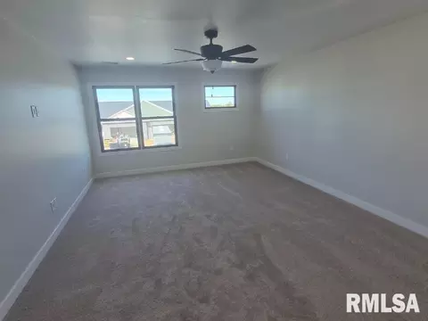Bedroom - 3802 Sugar Loaf Dr, Springfield, IL 62711 photo 1 of 3