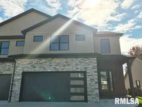 Exterior - 3802 Sugar Loaf Dr, Springfield, IL 62711 photo 3 of 5
