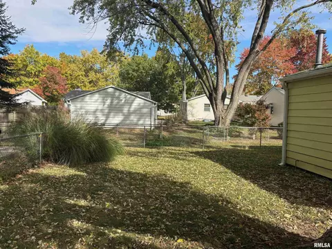 Other - 2517 Sandgate Rd, Springfield, IL 62702 photo 6 of 19