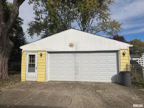 Other - 2517 Sandgate Rd, Springfield, IL 62702 photo 3 of 19