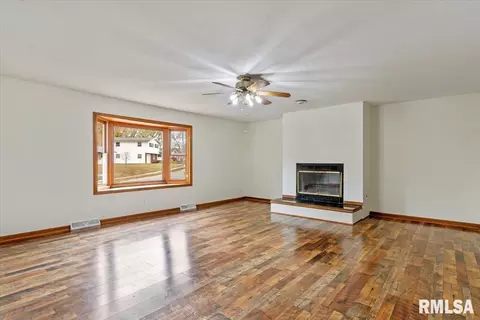 9 Coachlight Ct, Springfield, IL 62703 photo 6