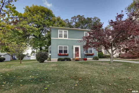 2215 Oak St, Quincy, IL 62301