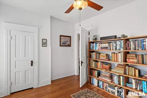 710 S Walnut St, Springfield, IL 62704 photo 26