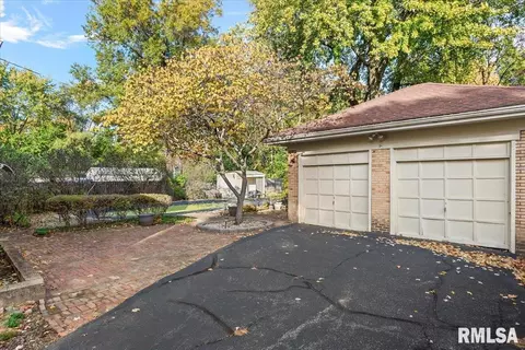 710 S Walnut St, Springfield, IL 62704 photo 39